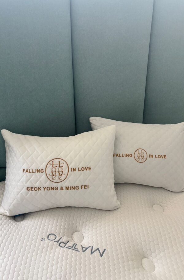 Love Pillow - Image 4